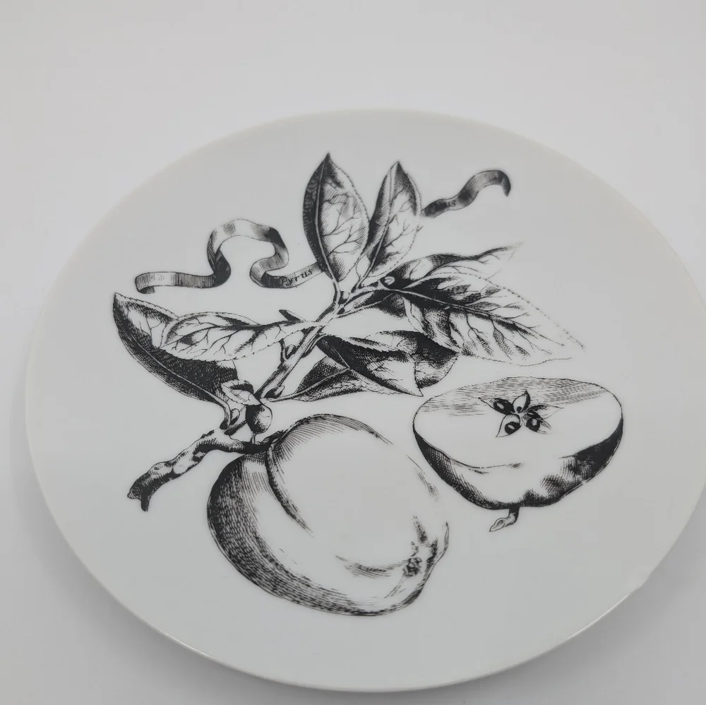 Lot of 6 vintage Bareuther waldsassen Bavaria porcelain plates 7 3/4" - Picture 9 of 11